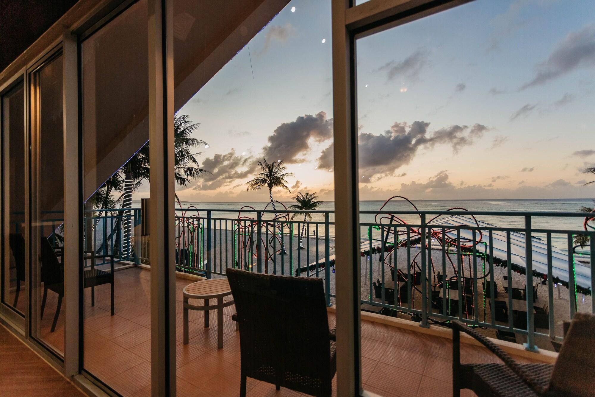 Surfrider Resort Hotel Saipan Buitenkant foto