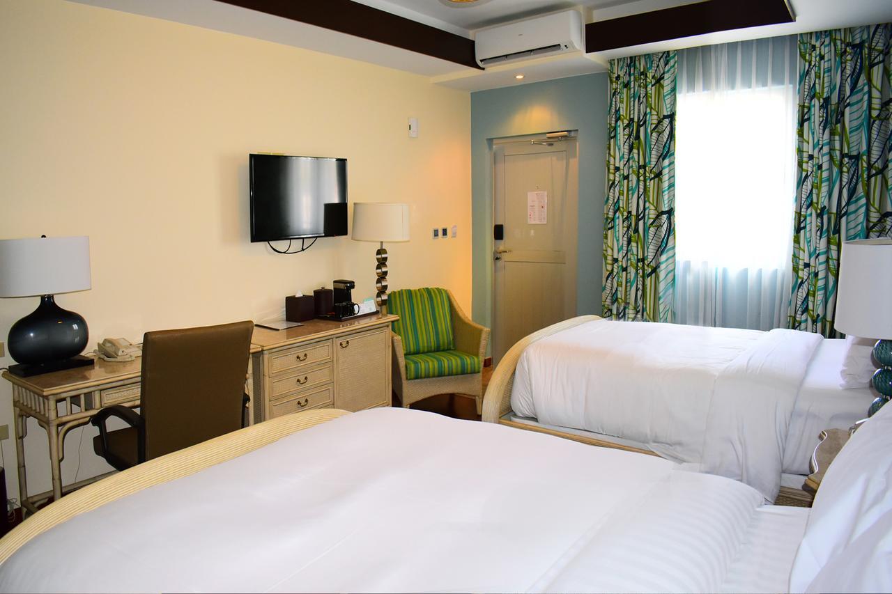 Surfrider Resort Hotel Saipan Buitenkant foto