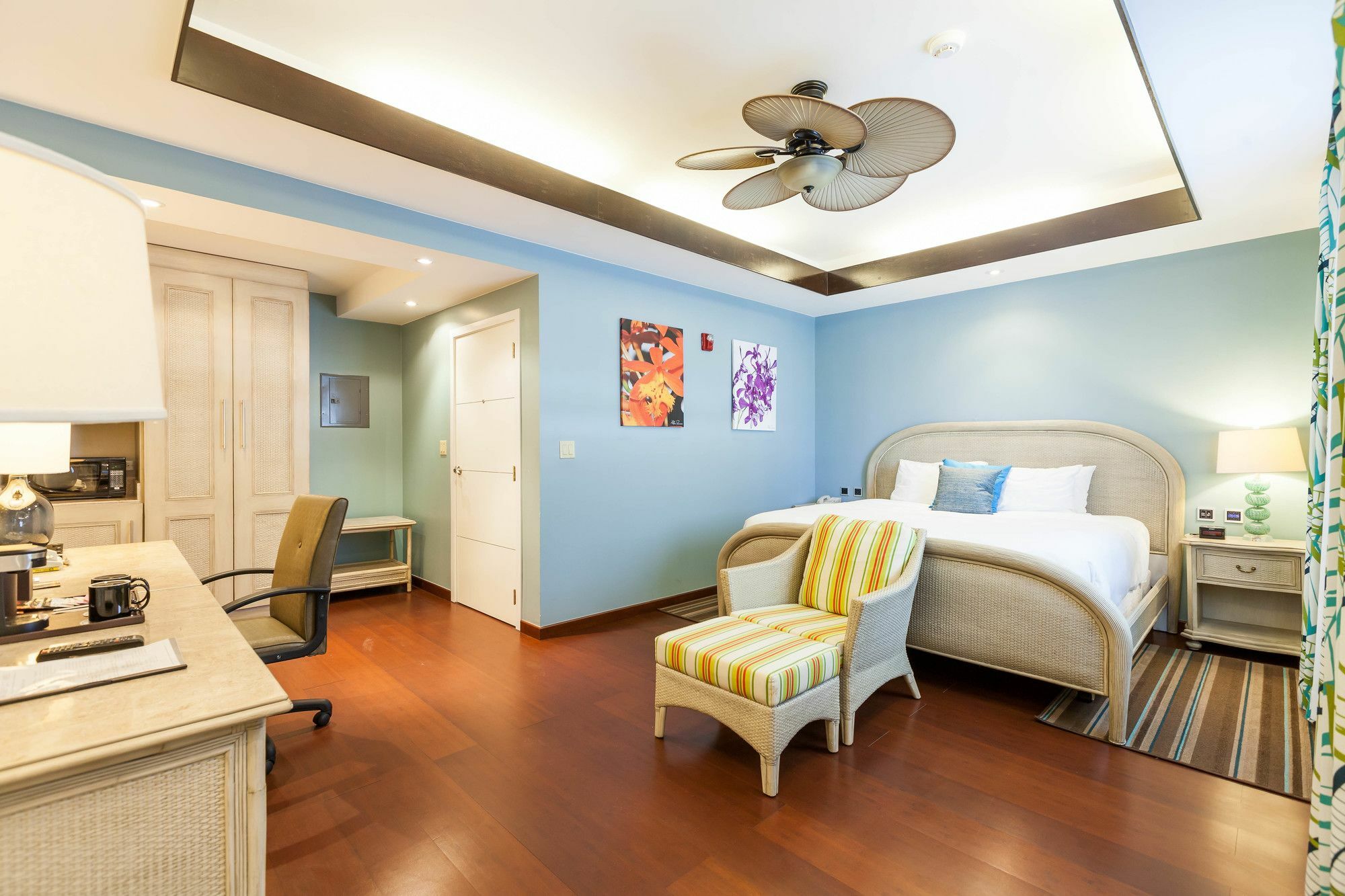 Surfrider Resort Hotel Saipan Buitenkant foto