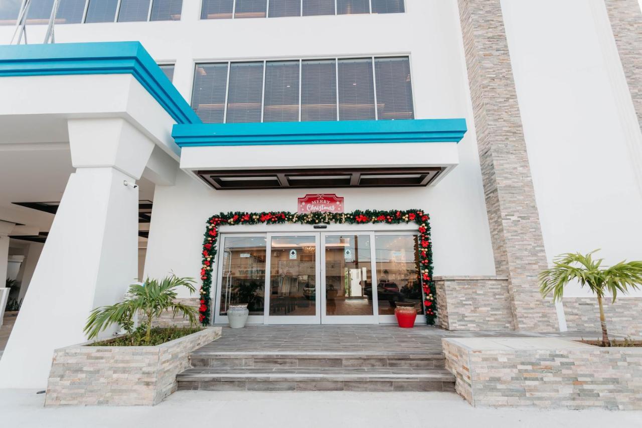 Surfrider Resort Hotel Saipan Buitenkant foto